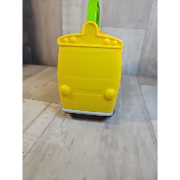 CoComelon Musical Learning Bus Yellow School Bus Toy – Letters Numbers Songs – T - Picture 6 of 6